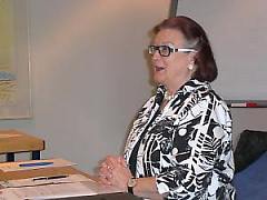 Bundevorsitzende Prof. Dr. Platz-Waury